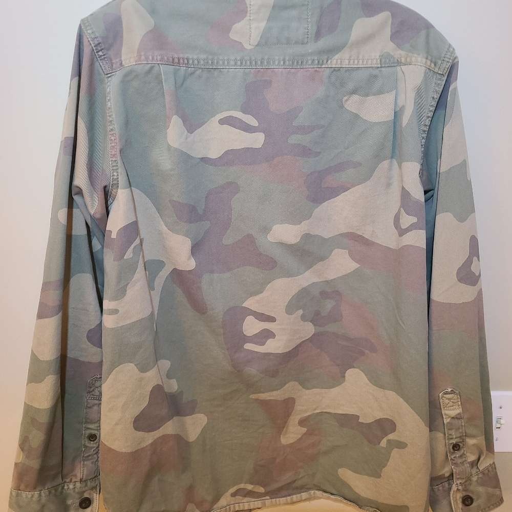 Cammo heavy shirt/light jacket. Brand is DHB. - Picture 2 of 6